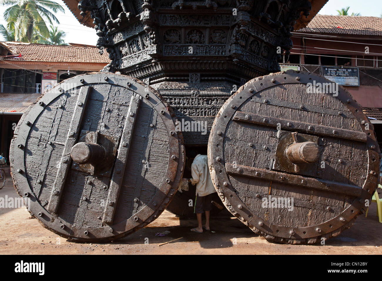 Carro di legno utilizzati presso il festival di Shivaratri (compleanno del Signore Shiva). Gokarna. Il Karnataka. India Foto Stock