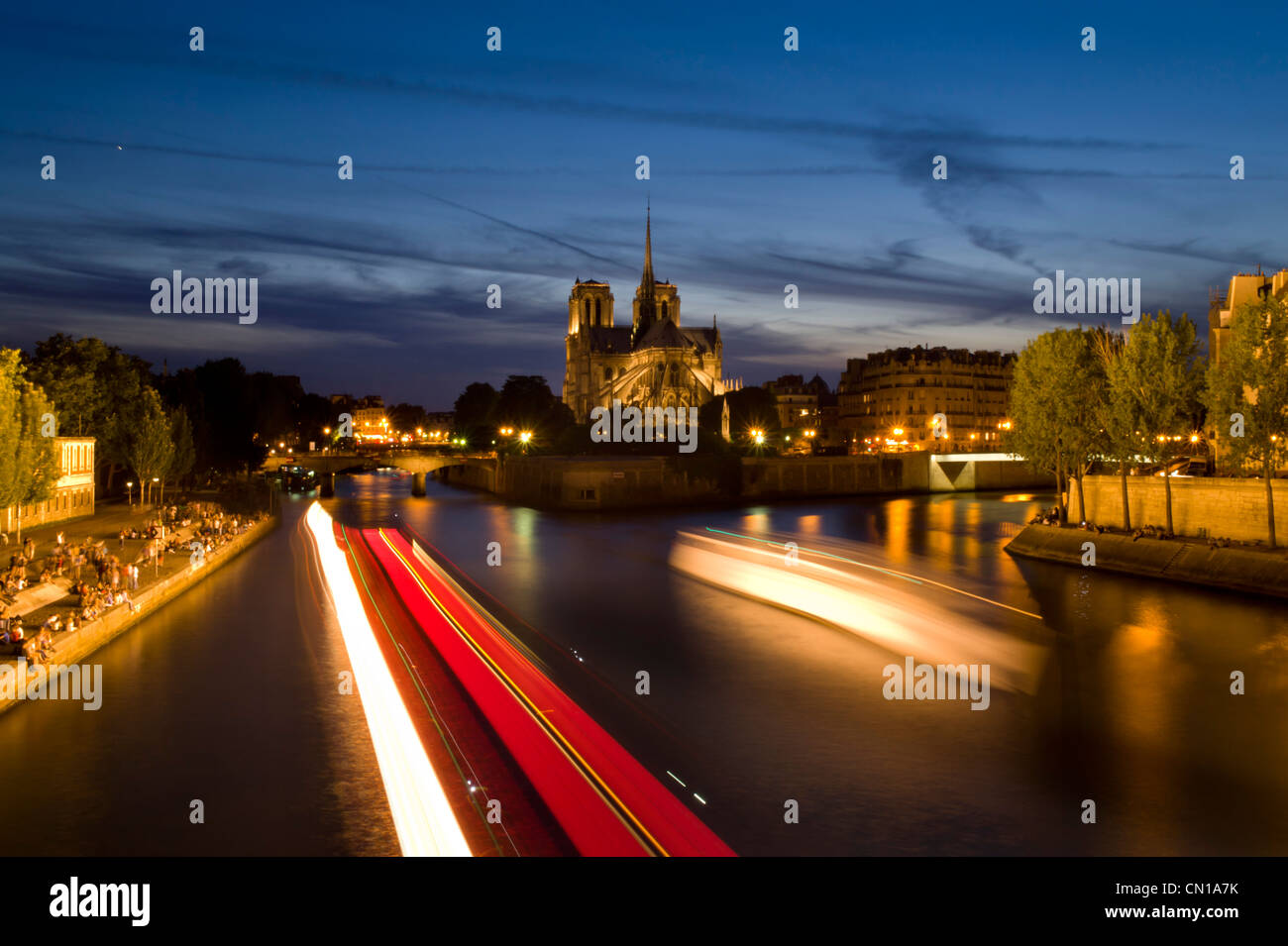Francia, Parigi, Notre Dame al tramonto Foto Stock