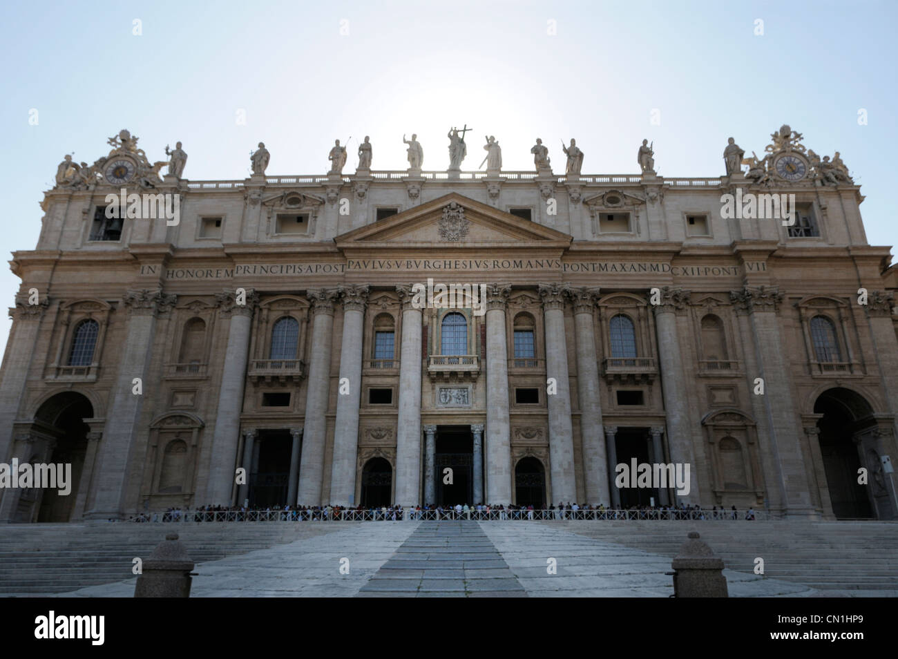 Basilica di San Pietro e la Città del Vaticano Foto Stock