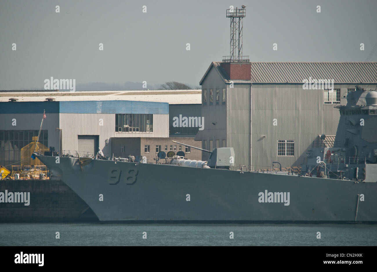 La prua di una nave da guerra americana, una Arleigh Burke class, DDG. Foto Stock