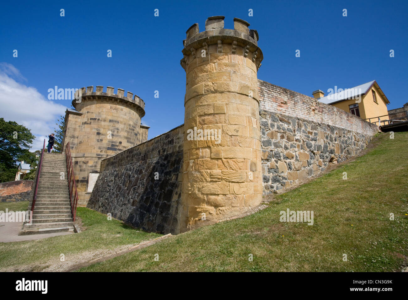 Australia e Tasmania, Port Arthur colonia penale, elencato come patrimonio mondiale dall UNESCO, il muro intorno alla sede dell' Foto Stock