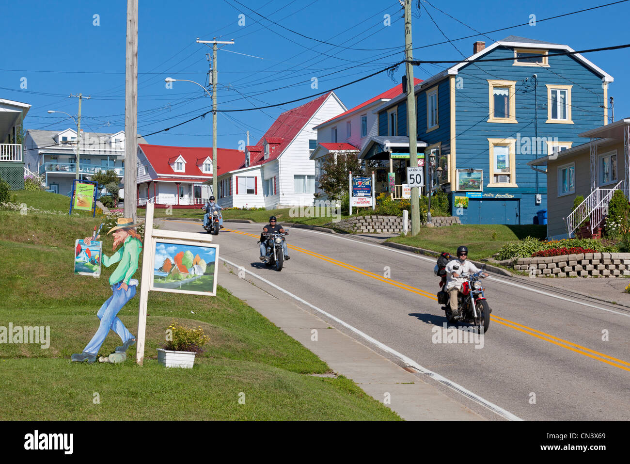 Canada, Québec provincia, regione di Charlevoix, St Lawrence river raod, Les Eboulements, Route 362 scorre attraverso il villaggio di Foto Stock