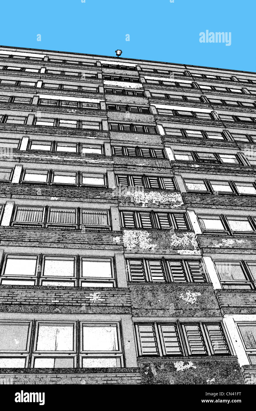 Cielo colorato dietro deadpan e brutto industriale edifici britannici dal nord dell'Inghilterra. Foto Stock