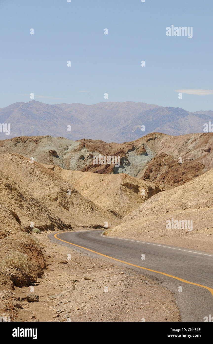 Artisti drive nella Death Valley in California Foto Stock