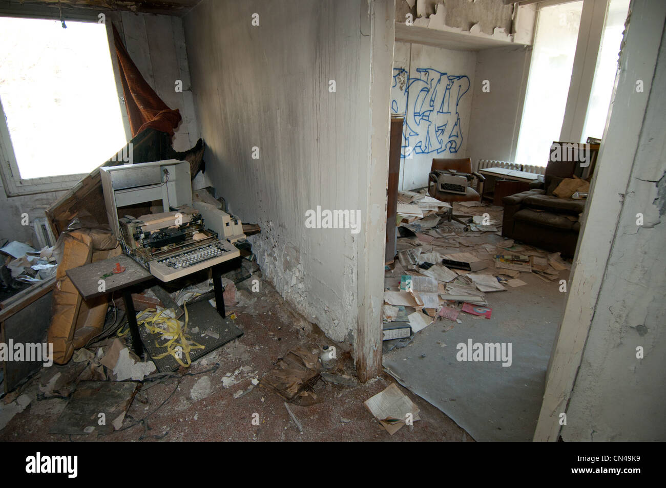 Fantasma abbandonate ambasciata di Berlino, ex ambasciata irachena alla Germania orientale Foto Stock