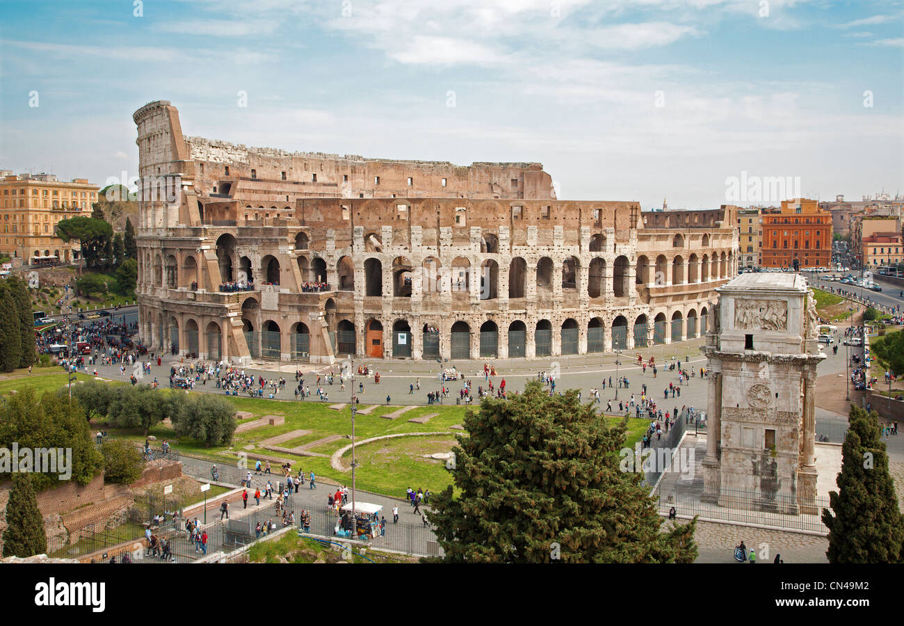 Roma - Colosseo dal colle Palatino Foto Stock