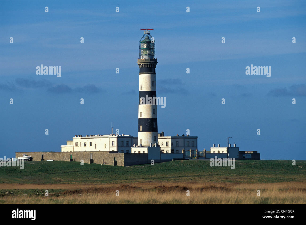 Francia, Finisterre, Ile d'Ouessant Creach Lighthouse, il più potente faro in Europa, classificati come storici Foto Stock