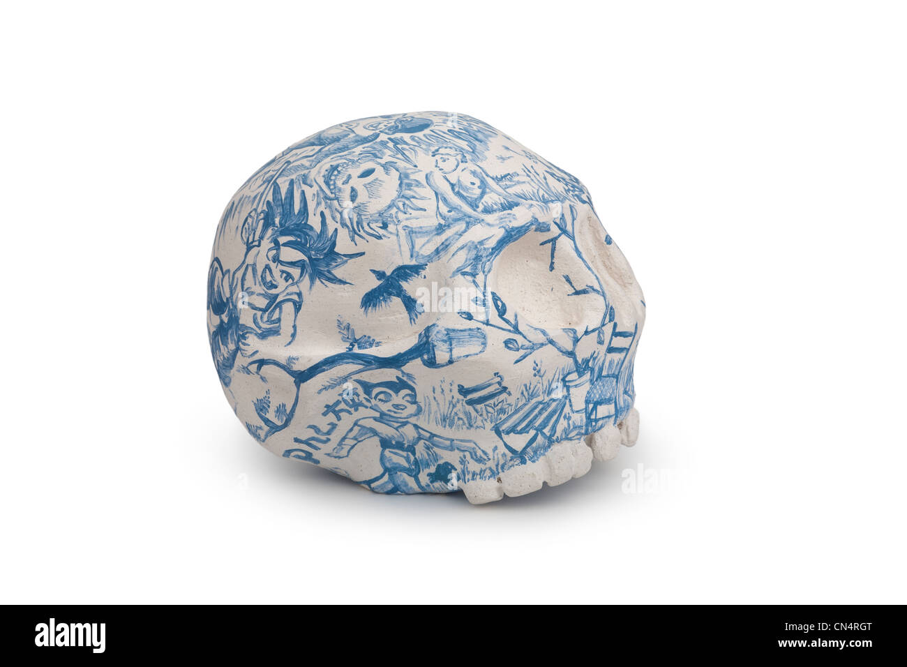 Un teschio umano scultura a forma di Jacques gallone, ceramista. Sculture en forme de crâne humain du céramiste Jacques gallone. Foto Stock