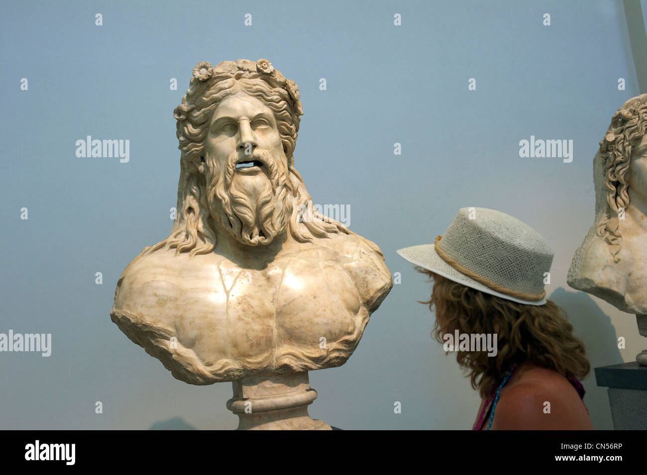 L'Italia, Campania, Napoli, Museo Archeologico Nazionale, divinità fluviale, parte di una fontana, II secolo D.C. Foto Stock