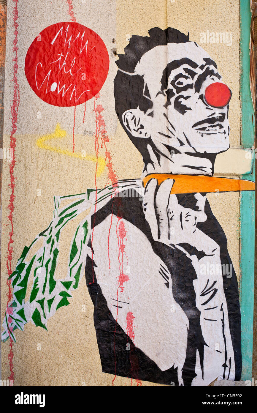 Israele, Tel Aviv, Bialik Square, Arte di strada, Mimi il clown dall artista francese Miguel Donvez Foto Stock