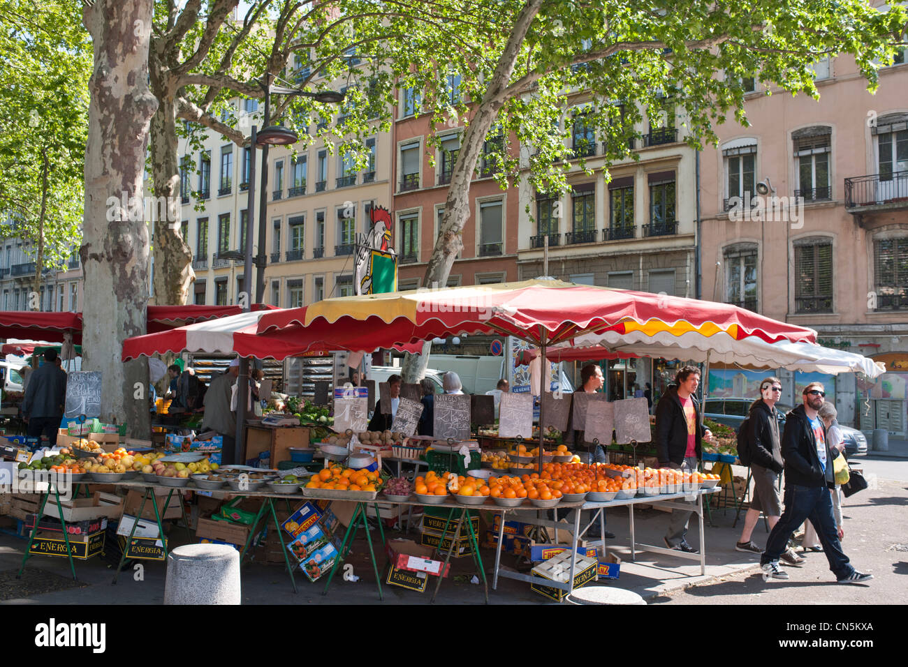 Francia, Rhone, Lione, storico sito elencato come patrimonio mondiale dall' UNESCO, il mercato quay St Antoine Foto Stock