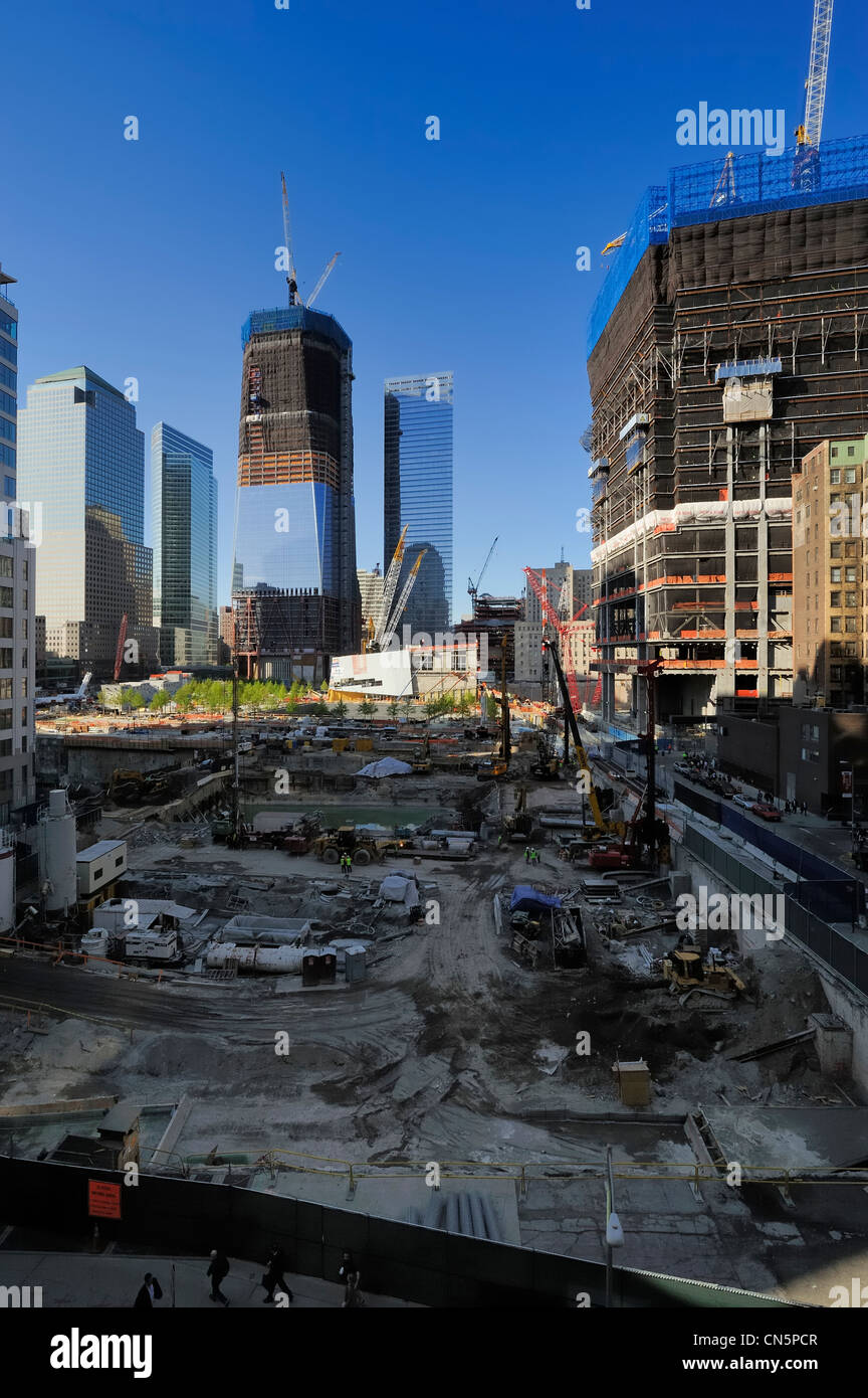 Stati Uniti, New York City, Manhattan, la ricostruzione a Ground Zero con la One World Trade Center (Freedom Tower) Foto Stock