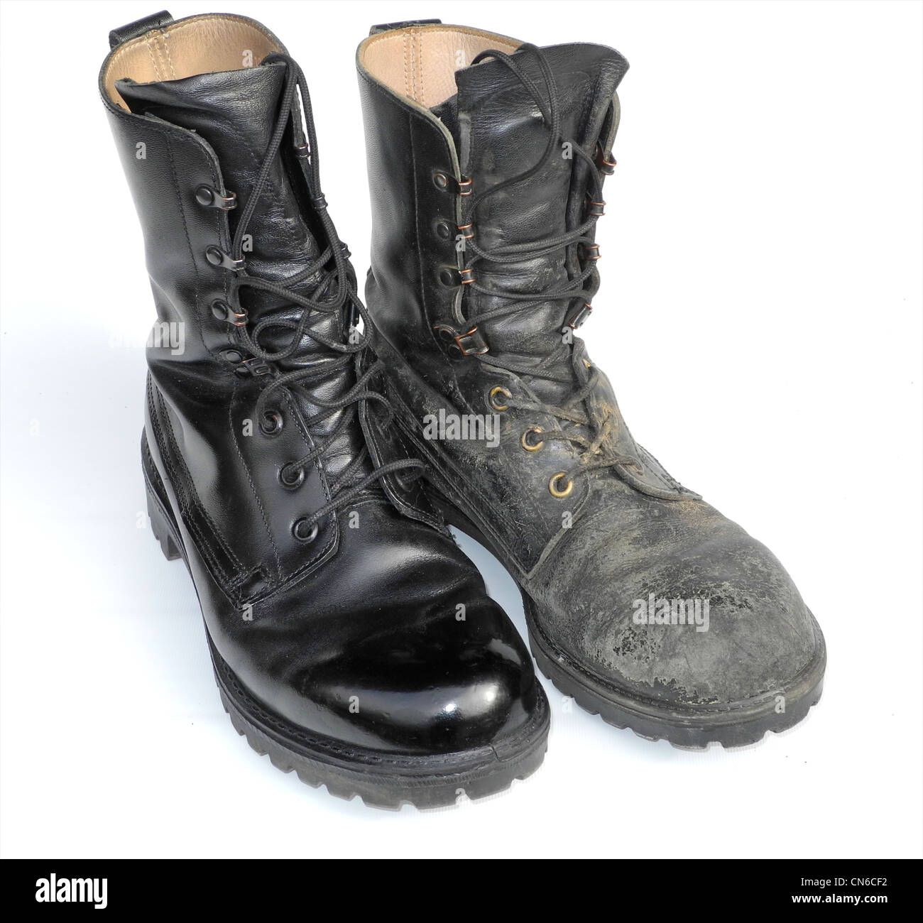 Un ben curato per militari boot - esercito - lucidato con una ben indossati uno Foto Stock