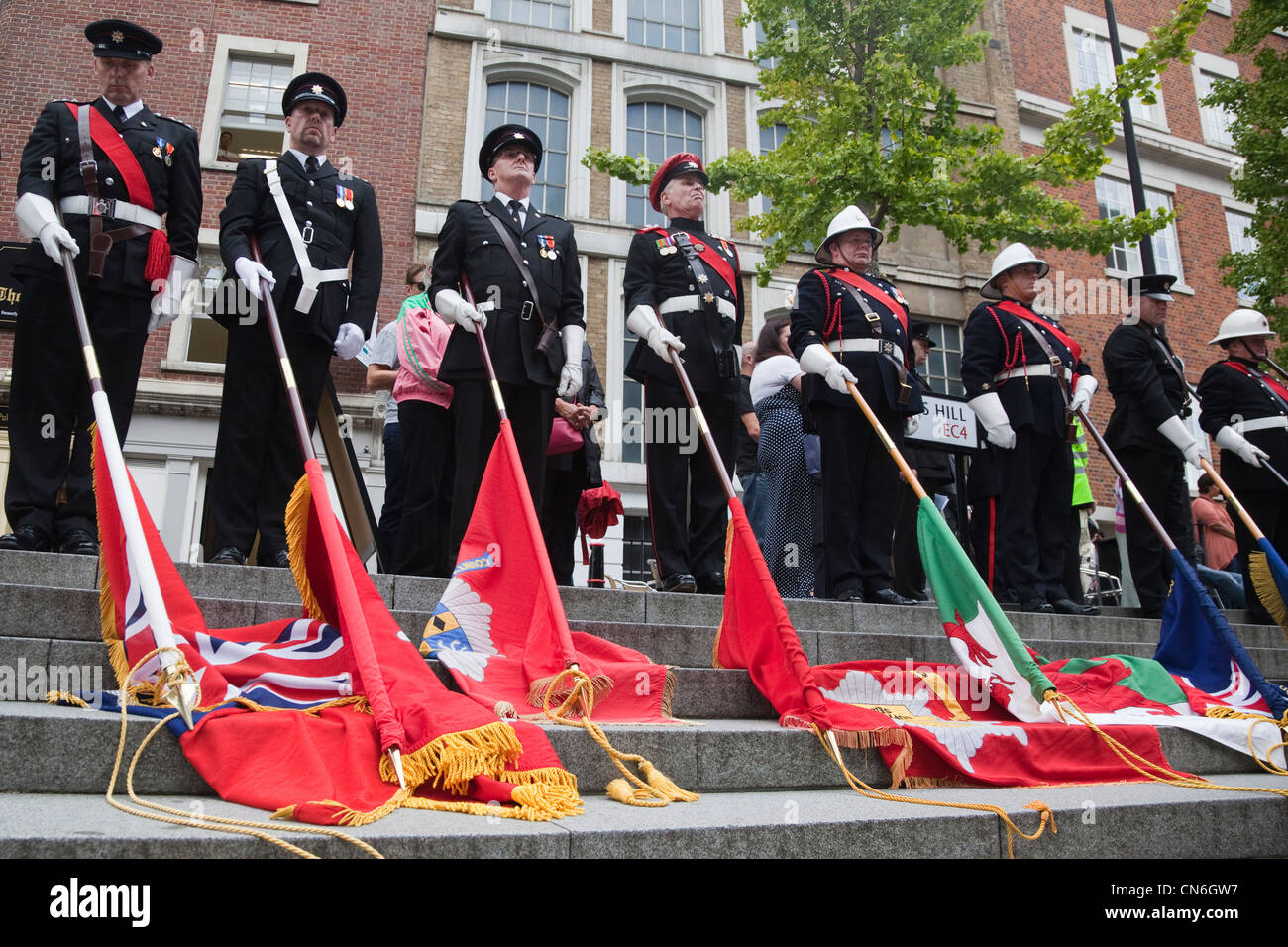 Ghirlanda di cerimonia di posa che segna il decimo anniversario degli attacchi dell'11 settembre su New York Foto Stock