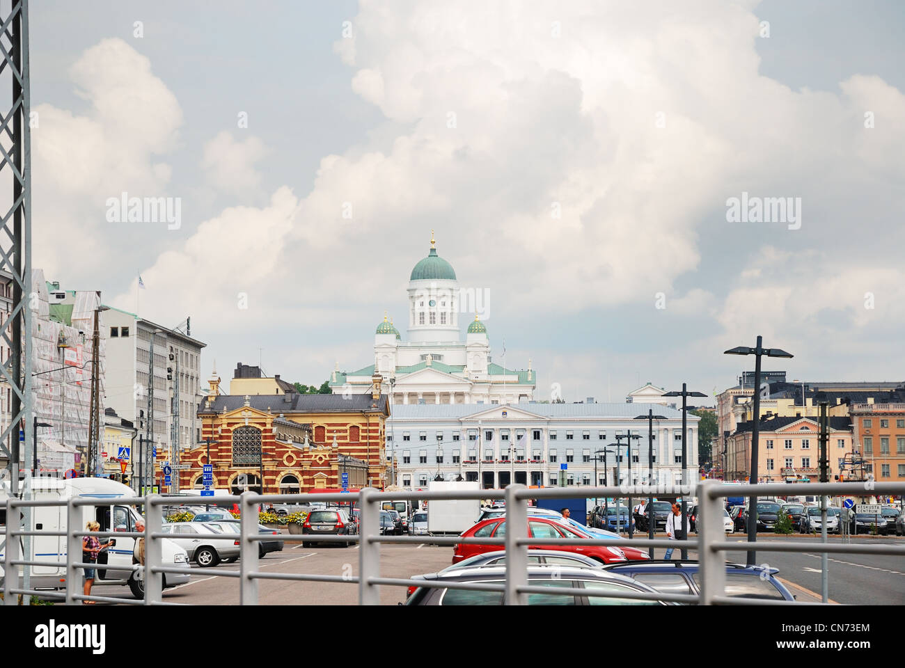 La piazza del mercato di Helsinki Foto Stock