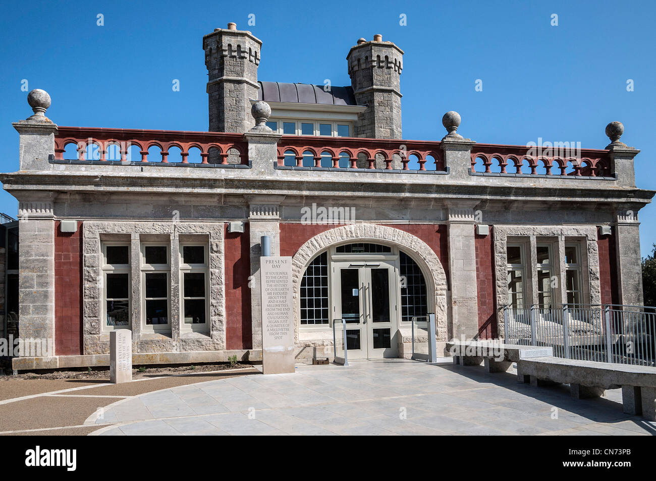 Il castello di Durlston, Durlston Testa, Swanage, Dorset, England, Regno Unito Foto Stock