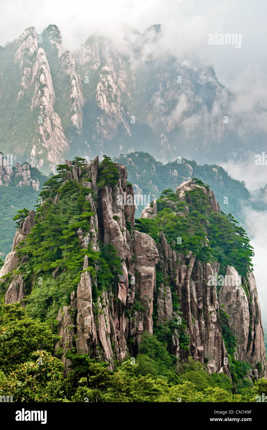 Huangshan giallo di picco montagne sacre in Cina Foto Stock