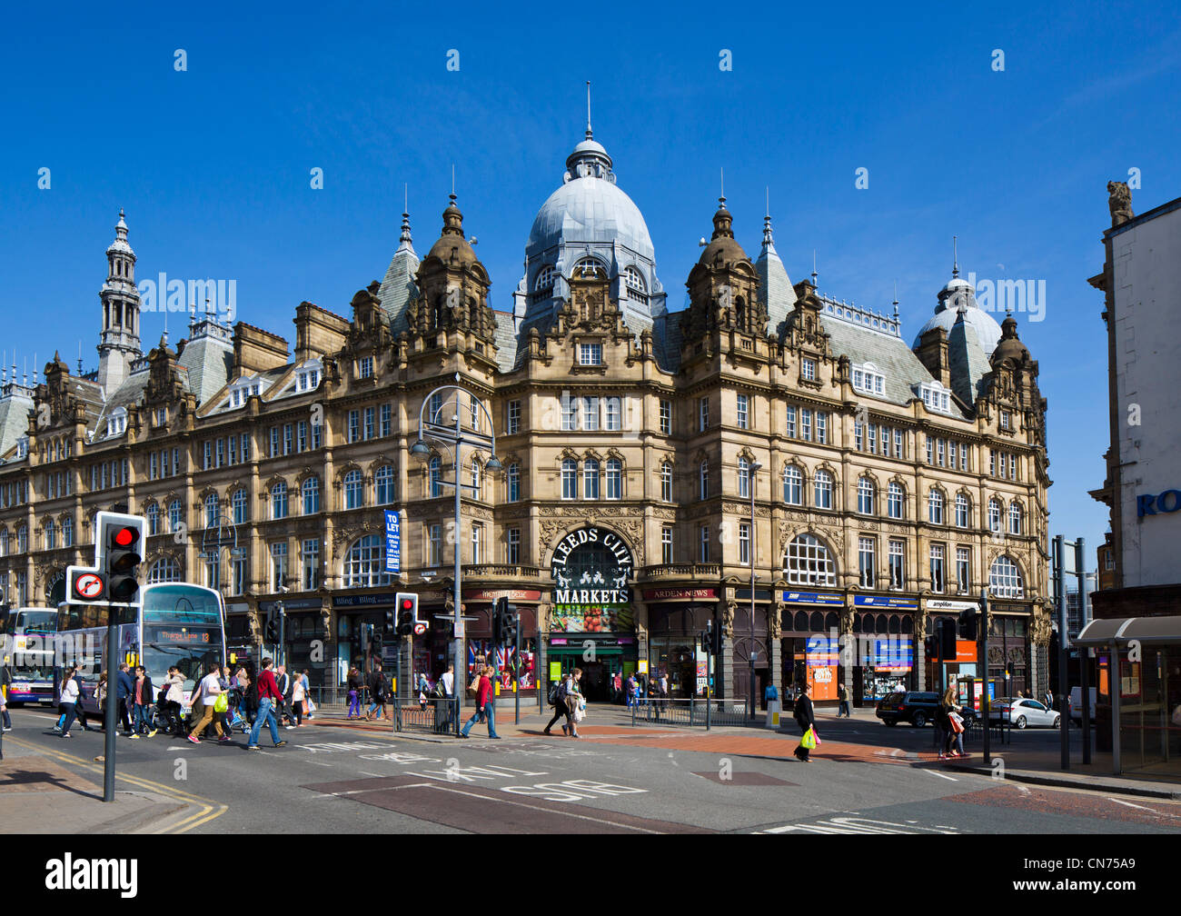 Esterno del Edwardian Leeds City mercati (Kirkgate Market), Leeds, West Yorkshire, Inghilterra Foto Stock