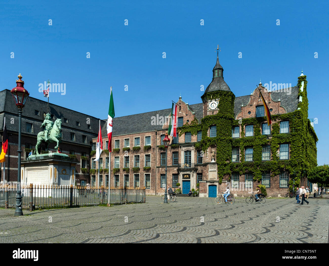 Il Rathaus - City Hall - a Dusseldorf Foto Stock