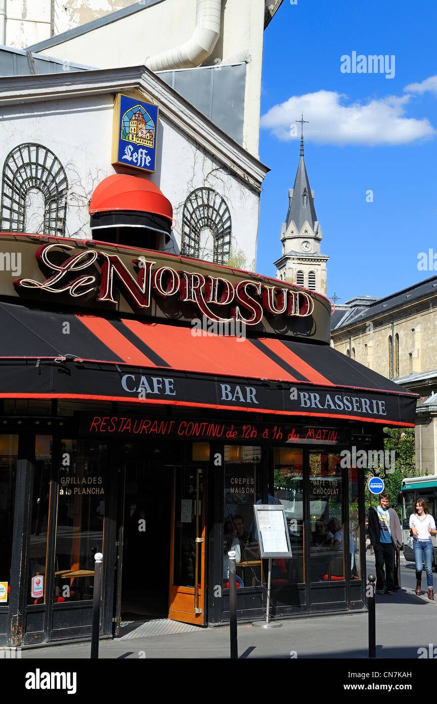 Francia, Parigi, la brasserie nord sud sulla Rue Ordener, originariamente una mensa improvvisata per i lavoratori del Nord e Sud Foto Stock