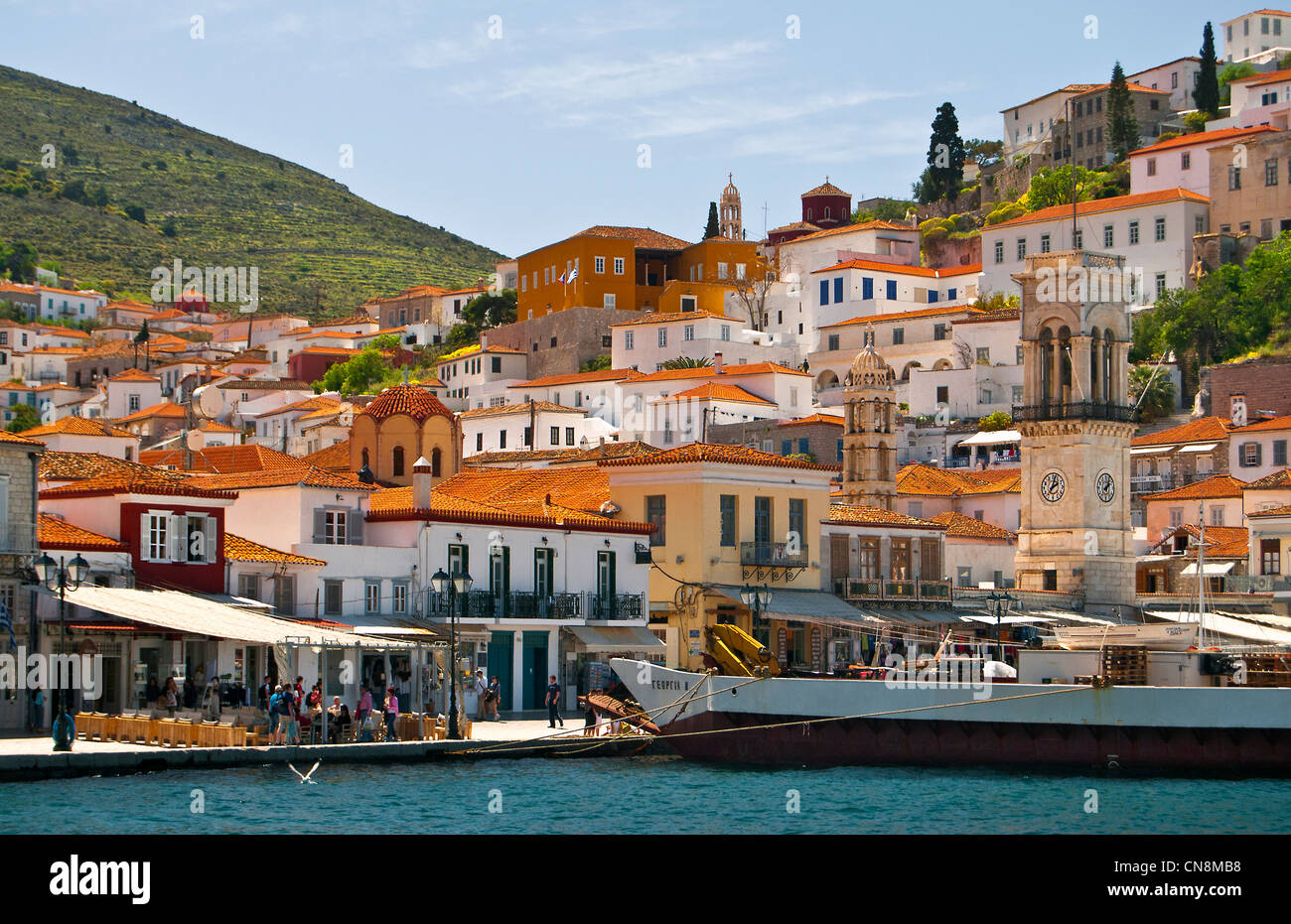 Hydra, isole del golfo Saronico, Grecia- vista del porto e della città Foto Stock