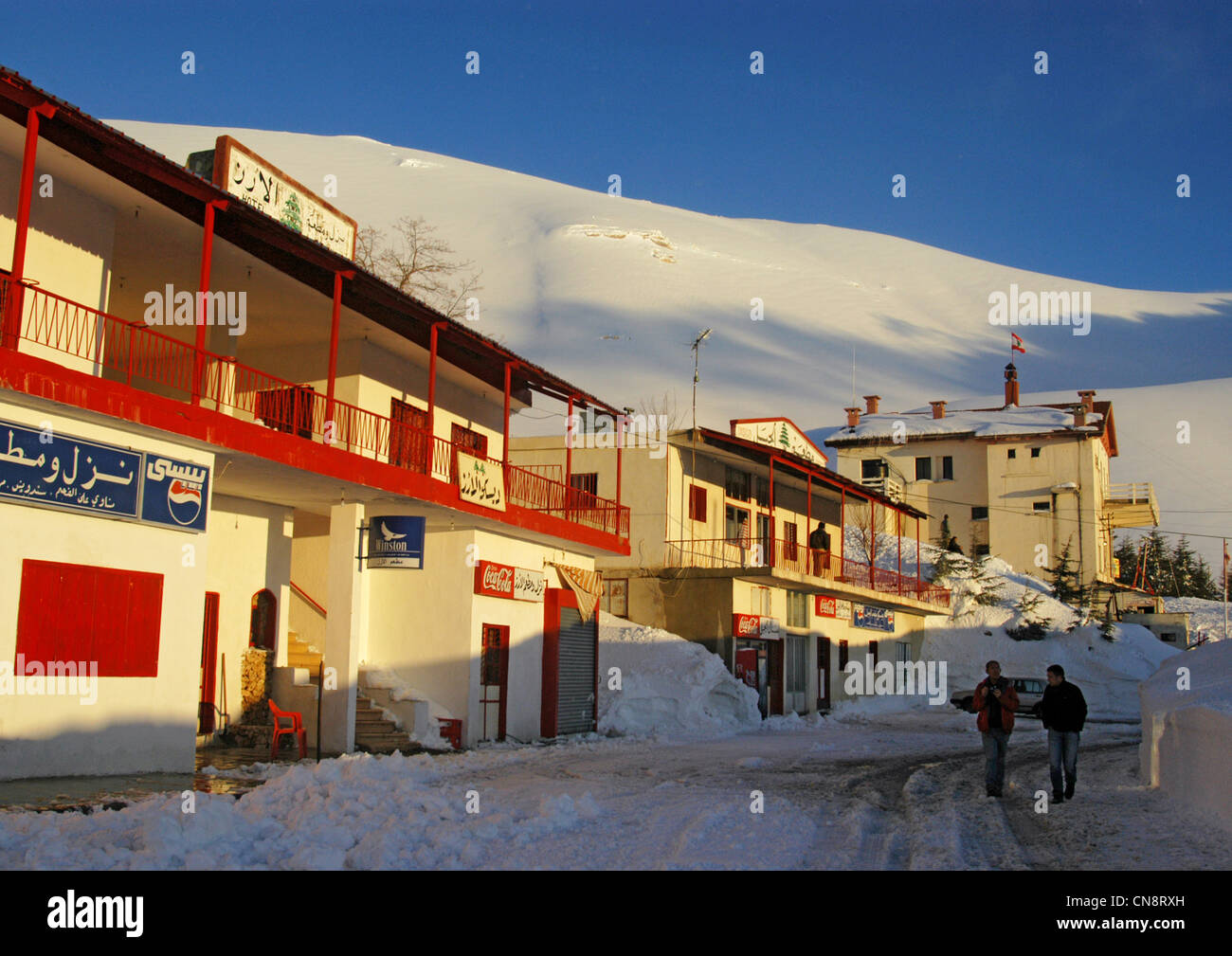 Il Libano, Monte Libano, Les Cedres ski resort, la strada principale Foto Stock
