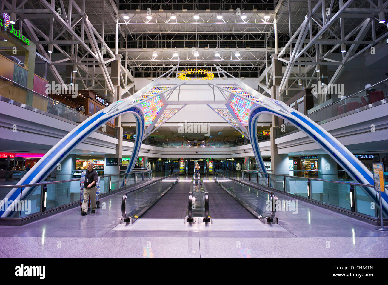 Vista interna dell'Aeroporto Internazionale di Denver, Denver, Colorado, STATI UNITI D'AMERICA Foto Stock