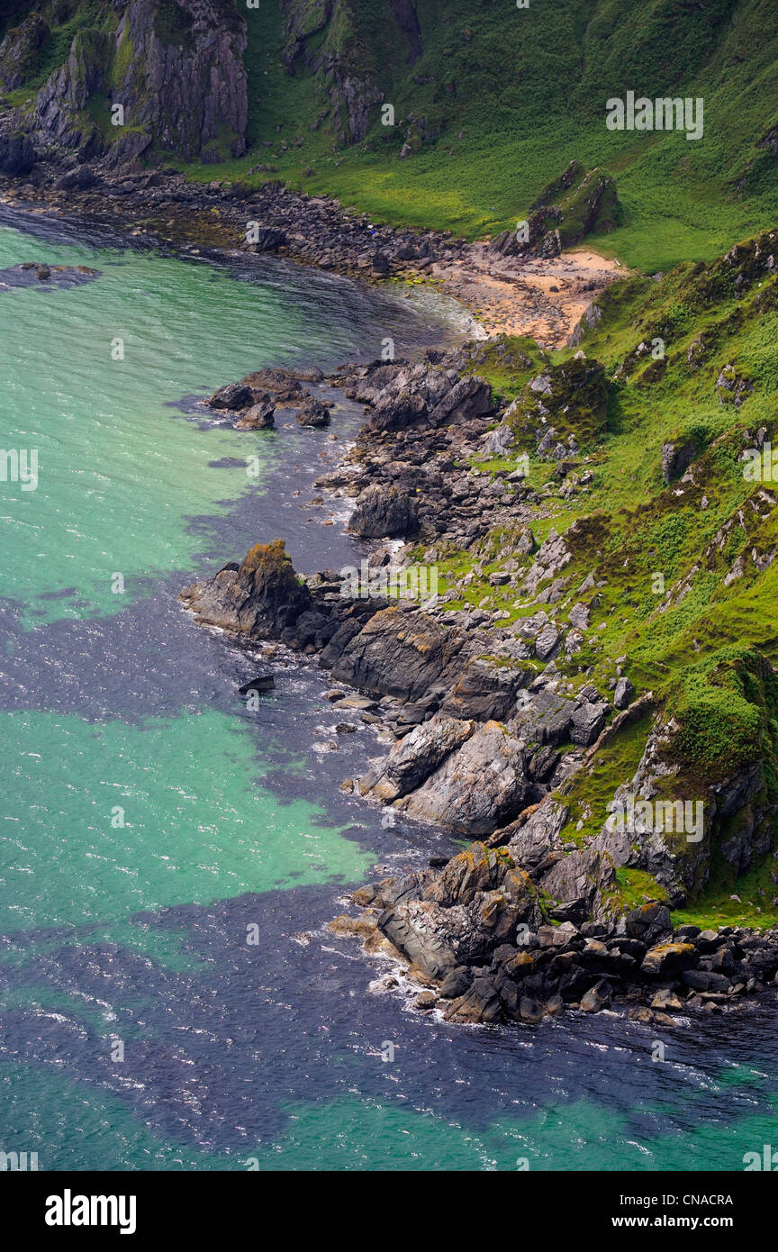 Regno Unito, Scozia, Ebridi Interne, isola di Islay, frastagliata linea costiera a sud di Port Ellen (vista aerea) Foto Stock