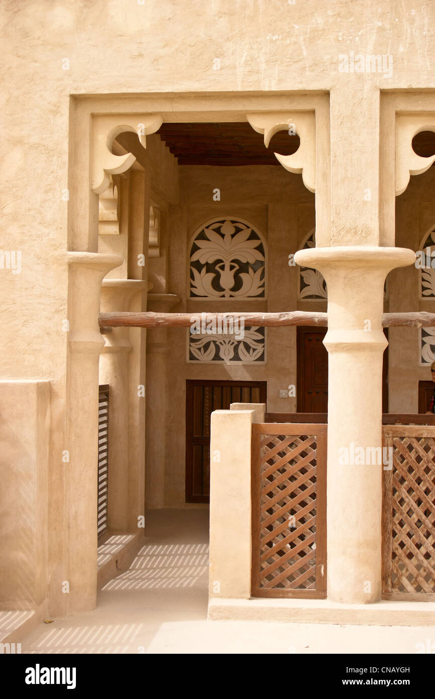 Islamico disegni di fiori alla ex casa dello Sceicco Saeed Al Makhtoum, Torrente di Dubai Emirati Arabi Uniti Foto Stock