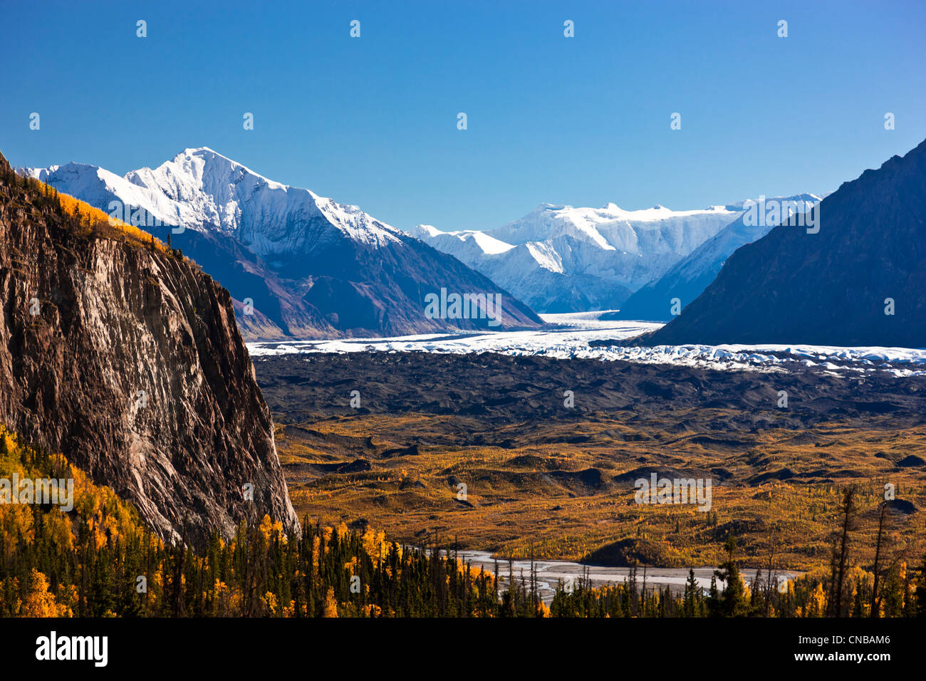 New Scenic 5 posti di Capo del Leone di montagna e il Ghiacciaio Matanuska, Chugach Mountains, centromeridionale Alaska, Autunno Foto Stock