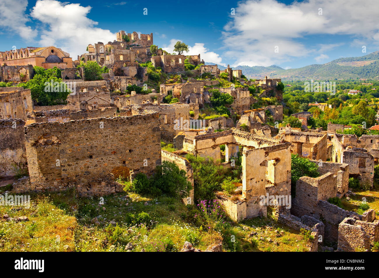 Kayaköy (Kayakoy) o Karmylassos, abbandonato scambio greco villaggio di 1923 8km da Fethiye in Turchia Foto Stock