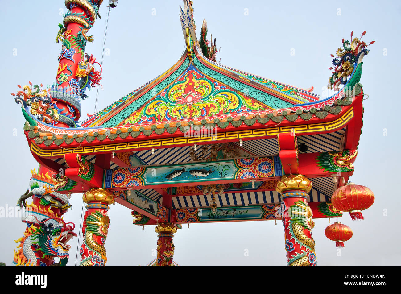 Sanjao Phuya tempio Cinese su di Nong Bua Lago, Udon Thani, Udon Thani Provincia, Thailandia Foto Stock
