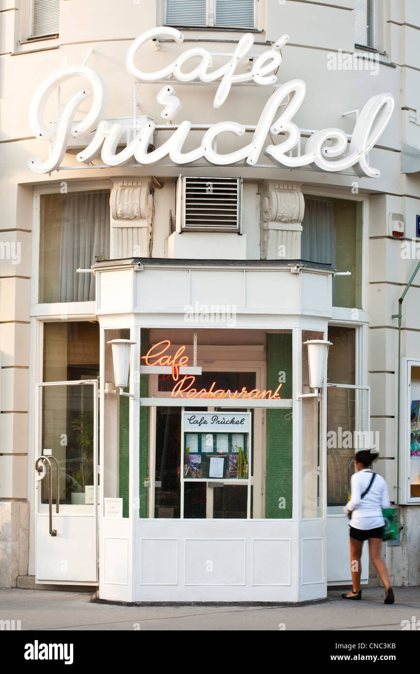 Austria, Vienna, centro storico elencati come patrimonio mondiale dall' UNESCO, anello, Prückel Cafe, aperto nel 1903, ma ridecorato nel Foto Stock