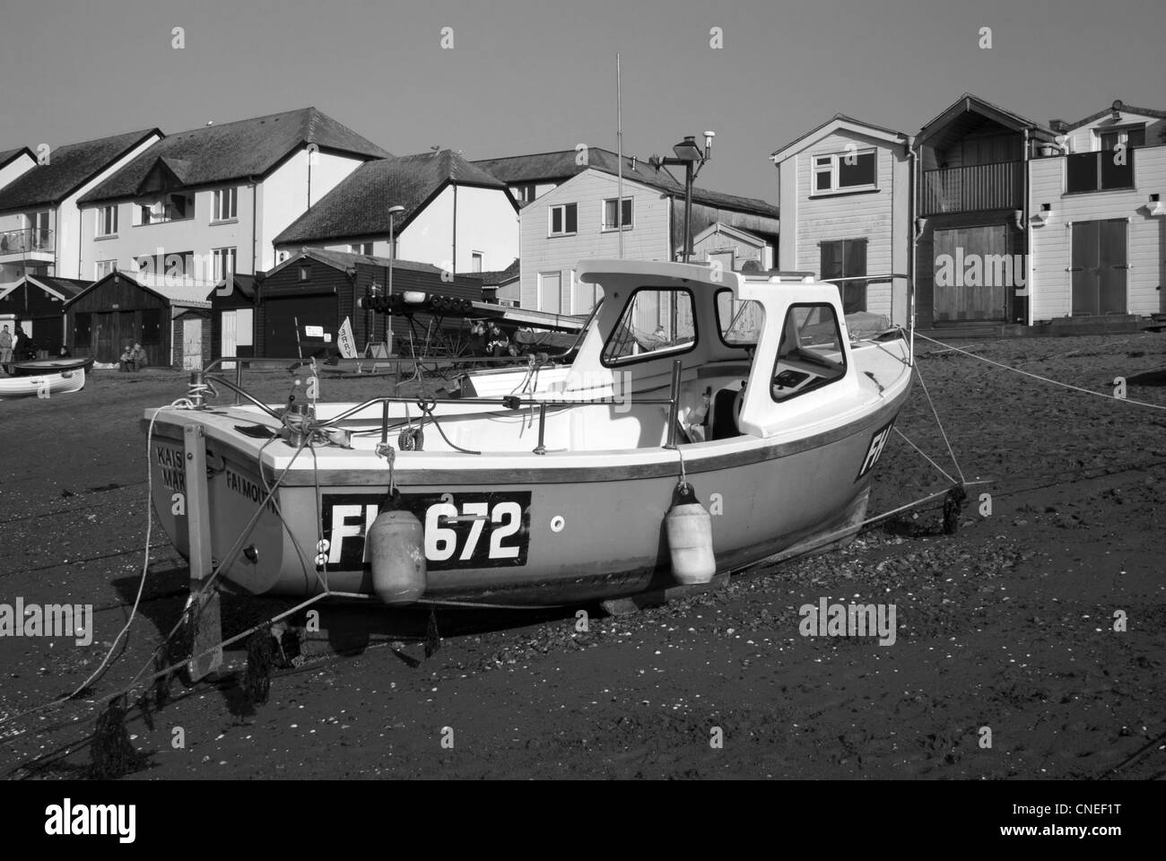Barca da pesca sulla spiaggia a Teignmouth Devon Foto Stock