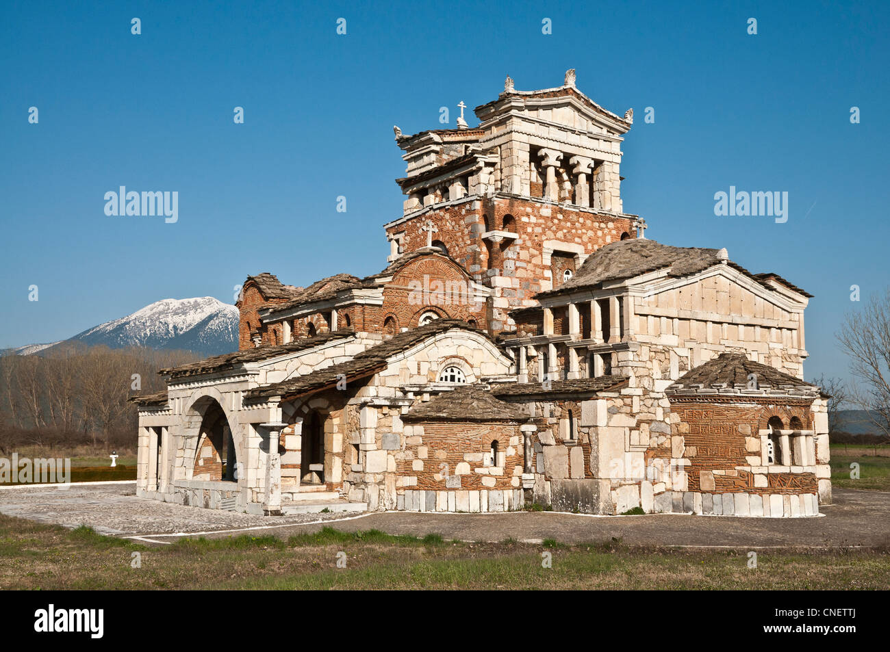 Agia Fotini chiesa all antica Mantineia, vicino a Tripoli, Arcadia, Peloponneso, Grecia Foto Stock