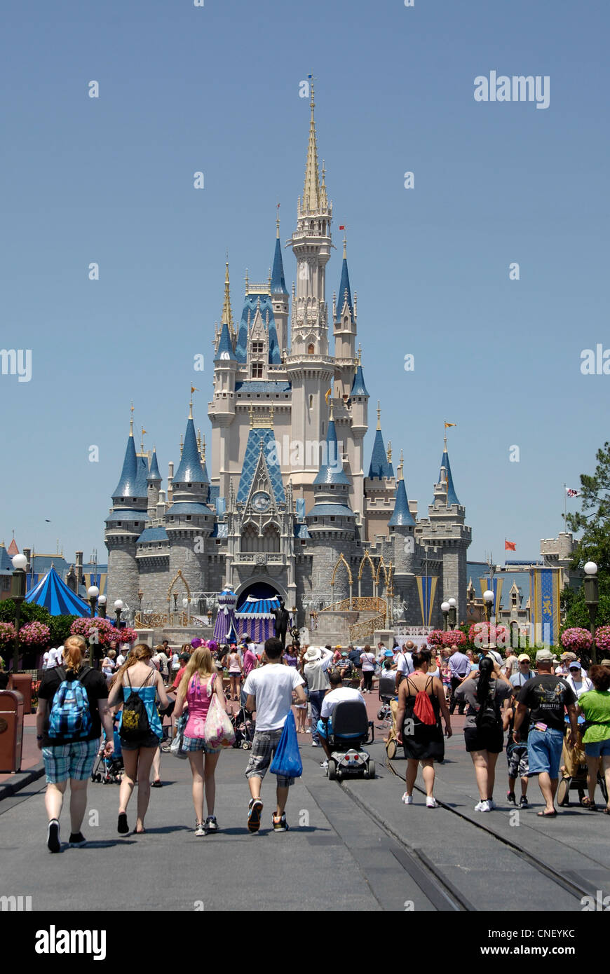 Il regno magico di Castello di Cenerentola, il Walt Disney World Resort, comunemente noto come il Walt Disney World e in modo informale come Disney World. Foto Stock