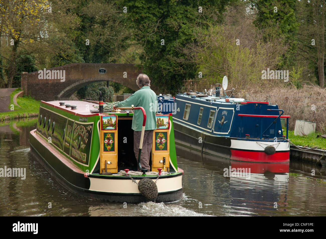 Narrowboats a Stewponey serrature della Staffordshire e Worcestershire Canal nelle Midlands inglese Foto Stock
