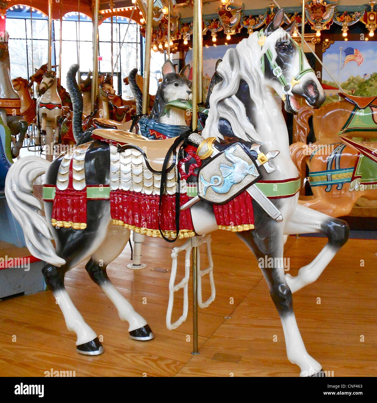 La figura del cavallo sul Dentzel Carousel a Please Touch Museum di Philadelphia. Foto Stock
