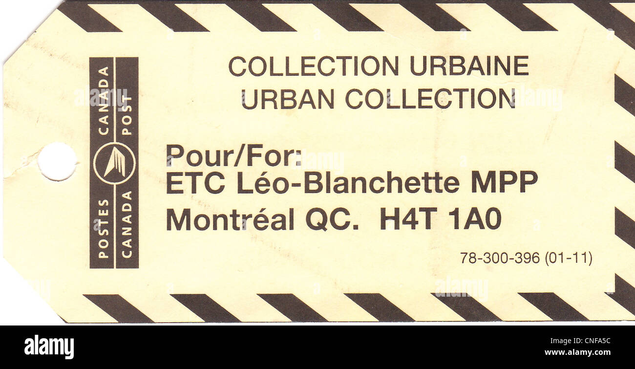Canada Post Tags e le etichette utilizzate su mono, vasche piatte, lettertainers e vari altri pezzi di apparecchiature, come pure scopo generale ed etichette. Foto Stock