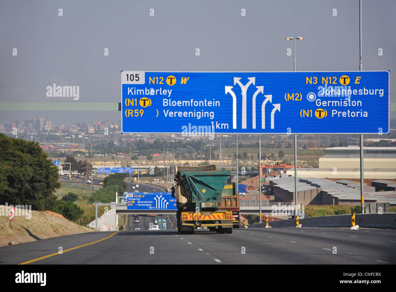 Kimberley / Bloemfontein uscire sulla N1 Freeway, Johannesburg, provincia di Gauteng, Repubblica del Sud Africa Foto Stock