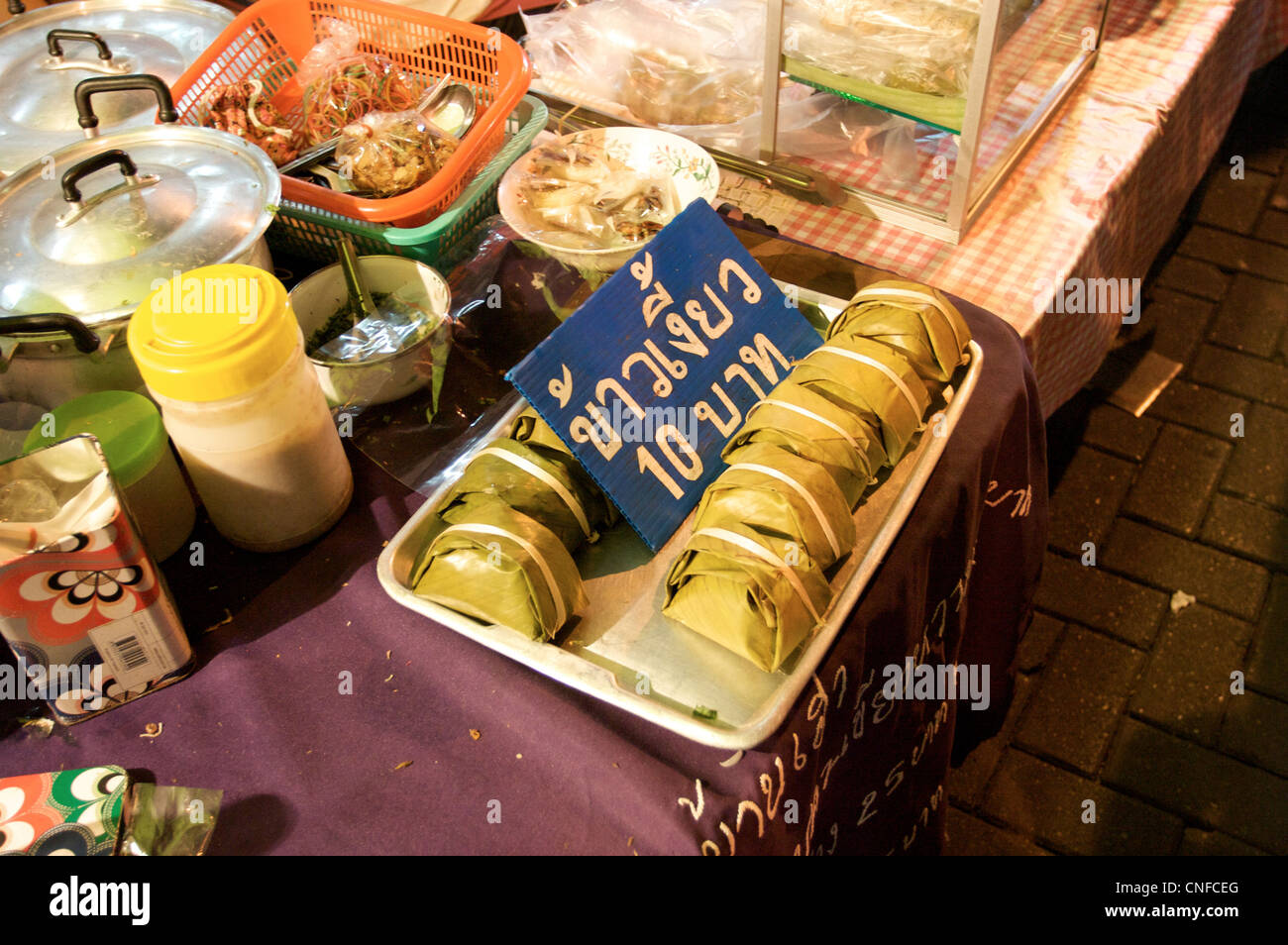 Pressione di stallo di cibo, settentrionale, il cibo tailandese di Chiang Mai, Thailandia Foto Stock