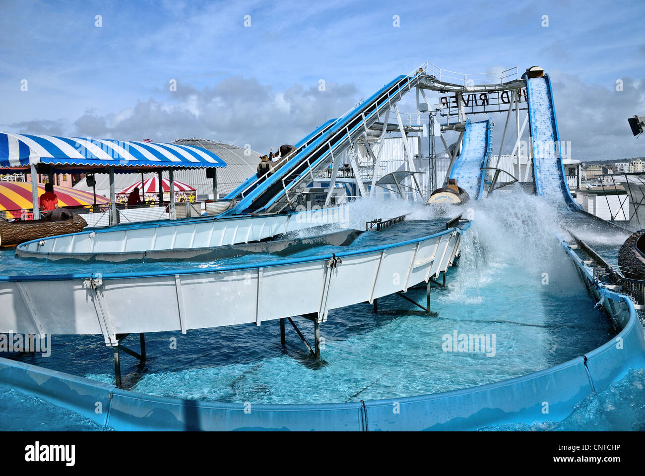 Il fiume selvaggio Ride, Molo di Brighton Foto Stock