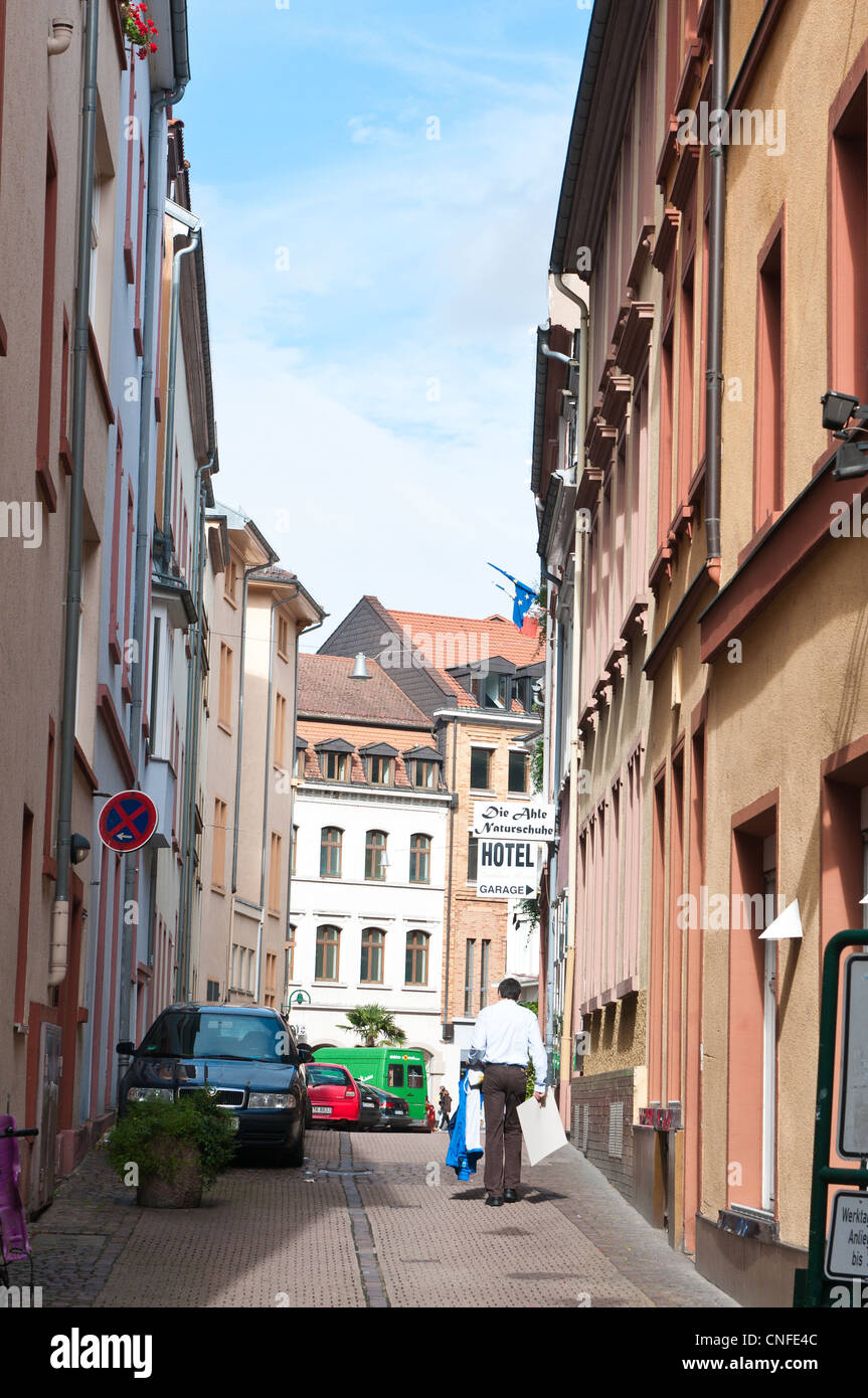 Strada acciottolata nel centro storico di Heidelberg, Germania. Foto Stock