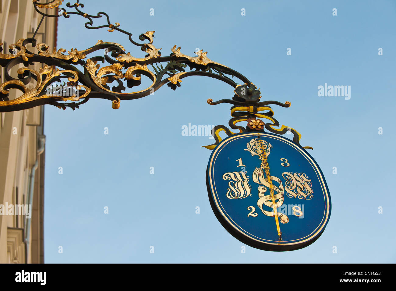 Cartello pubblicitario da appendere a Dresda, Germania. Foto Stock