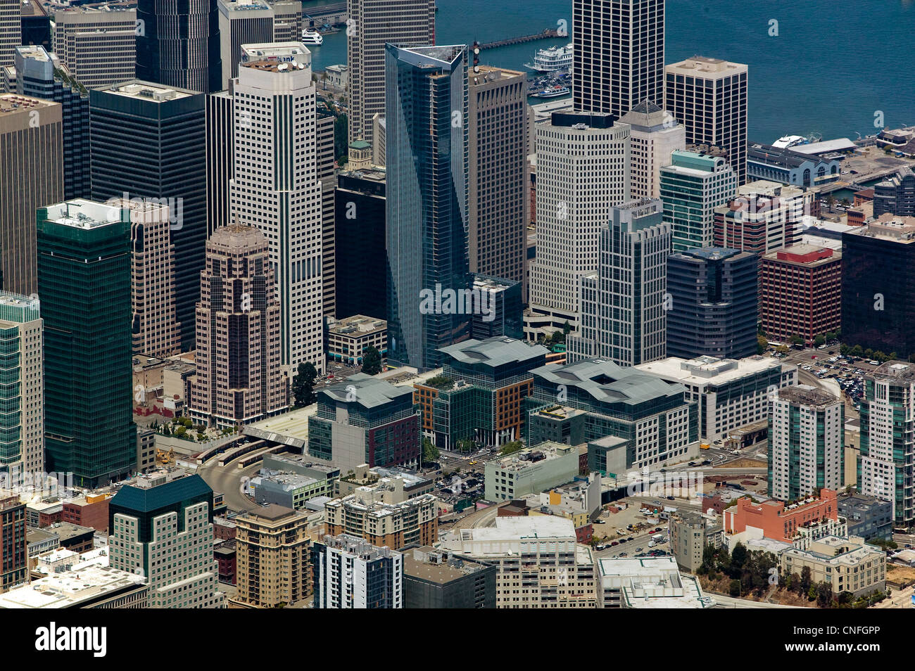 Fotografia aerea Millenium Tower, Pacific Gas e costruzione elettrica, 50 Centro di Fremont, Transbay grattacieli di San Francisco Foto Stock