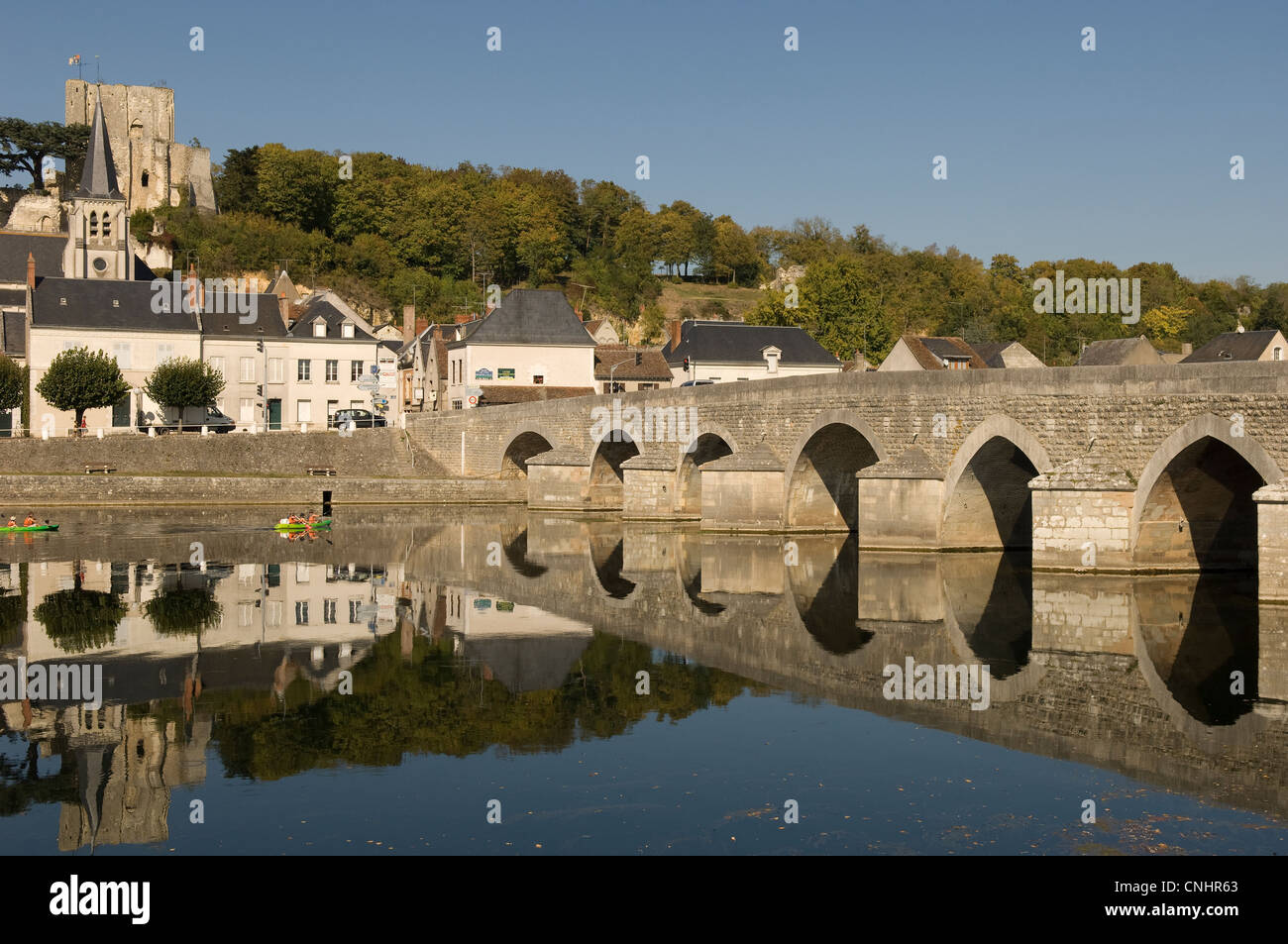 Ponte sul fiume Cher a Montrichard in Loir et Cher (41) Dipartimento della Francia Foto Stock