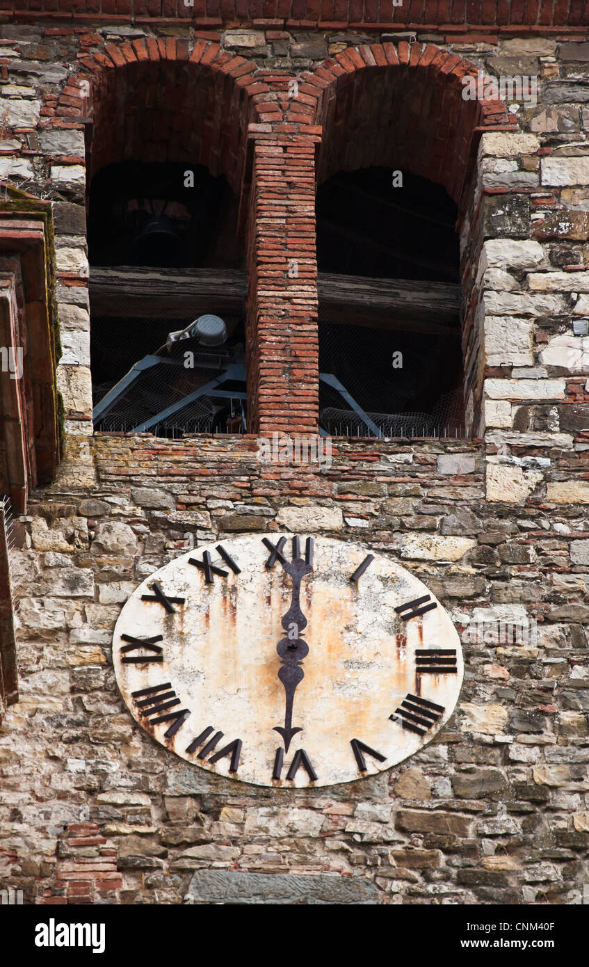 Orologio del campanile in Panzano in Chianti, Toscana, Italia Foto Stock