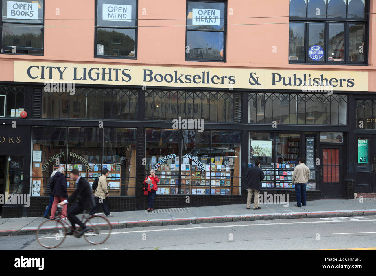 Luci della città dei librai, un Beat generation icona, North Beach, San Francisco, California, Stati Uniti d'America, America del Nord Foto Stock
