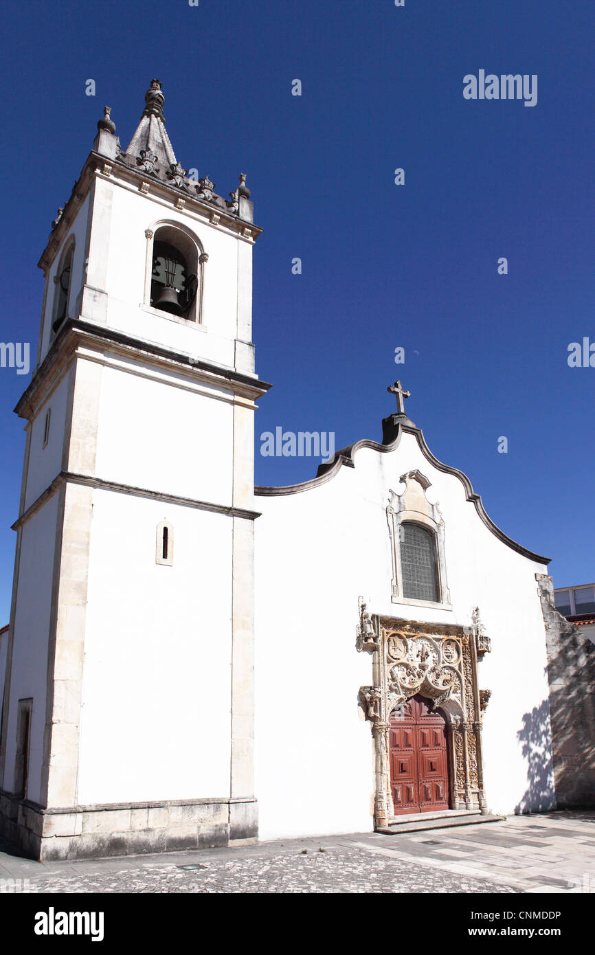 Lo stile manuelino Igreja Matriz da Batalha (Chiesa Madre) di Batalha, Distretto di Leiria, Estremadura, Portogallo, Europa Foto Stock