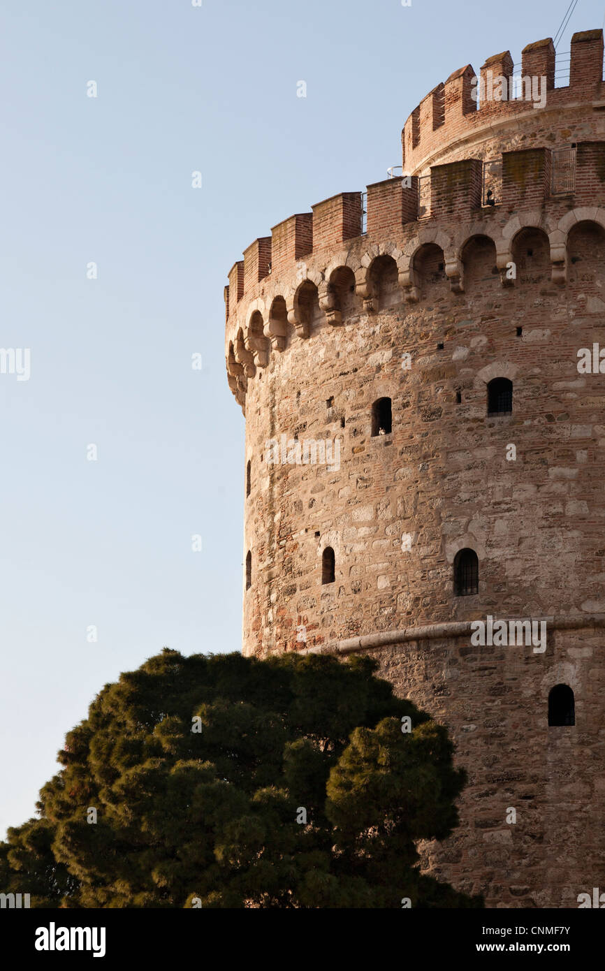 La Torre Bianca sul lungomare di Salonicco, Macedonia, Grecia, l'Europa. Foto Stock